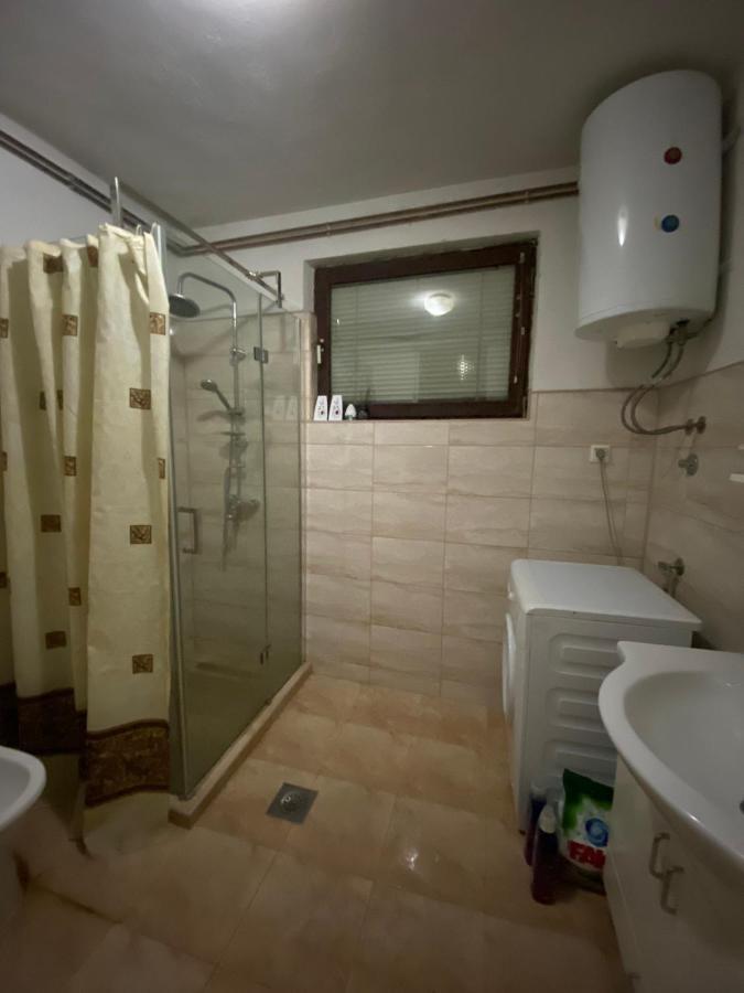 Apartman De Luxe Apartment Tuzla Exterior photo